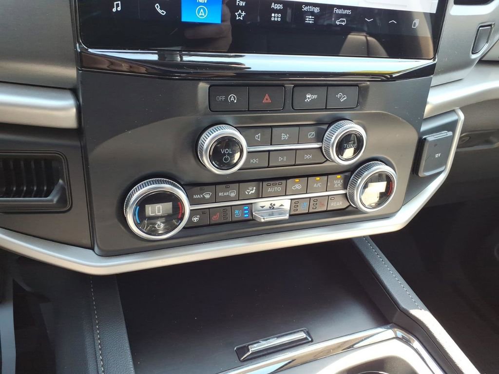 Certified 2024 Ford Expedition XLT AWD/4WD image 25