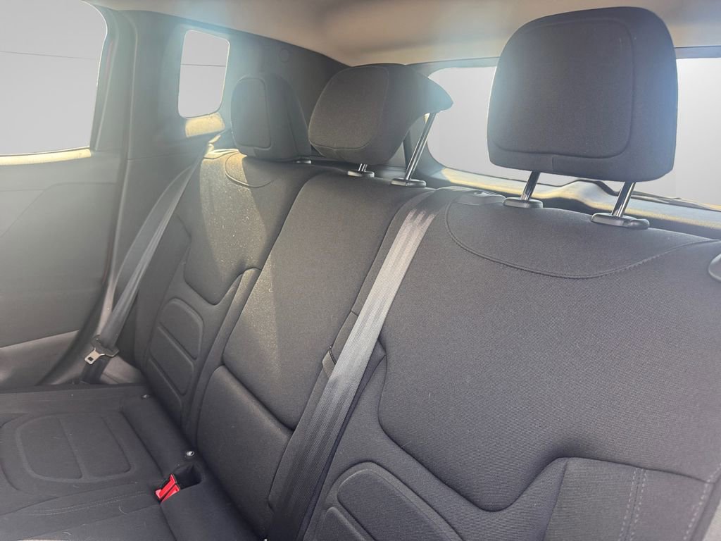 Used 2020 Jeep Renegade Latitude w/ Popular Equipment Group image 13