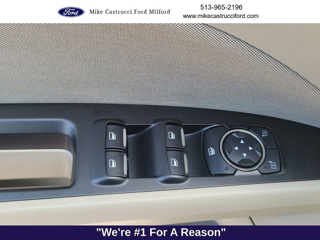 Certified 2017 Ford Fusion SE w/ Fusion SE Technology Package FWD image 26