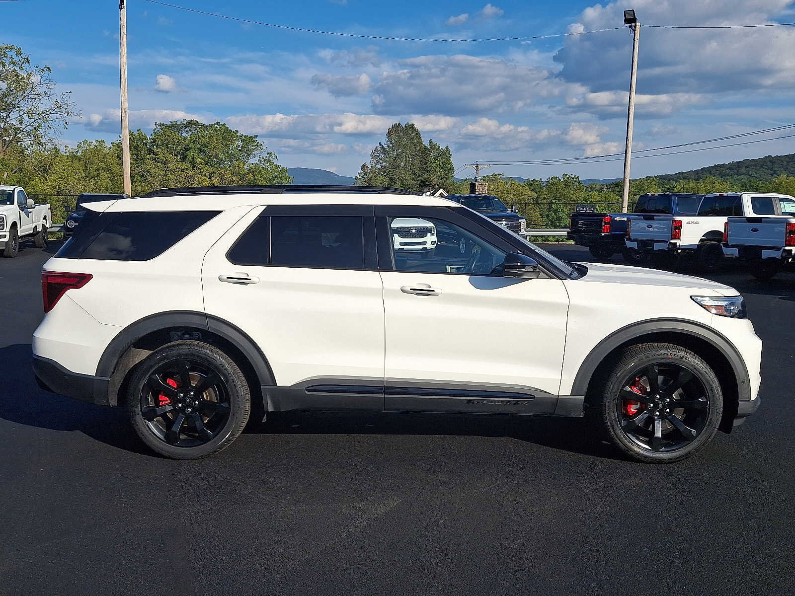 Certified 2021 Ford Explorer ST w/ Equipment Group 401A image 5