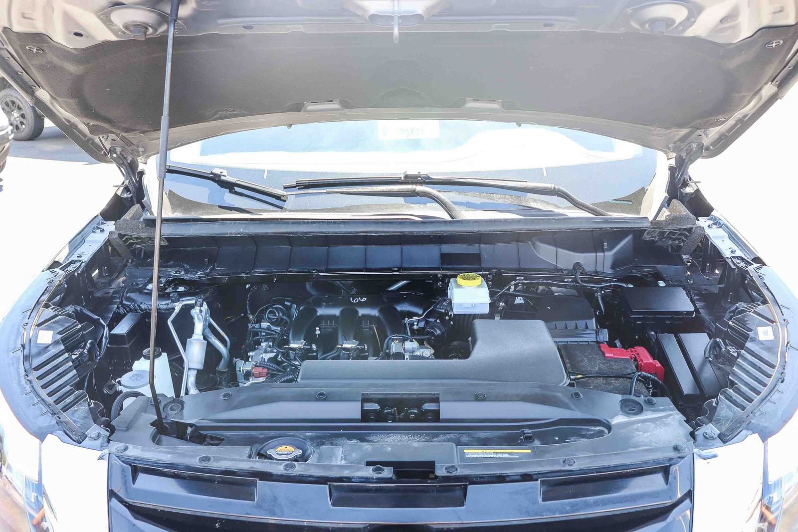 Used 2024 Nissan Pathfinder SV FWD image 28