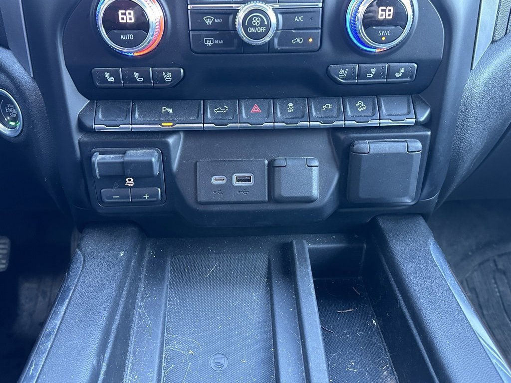 Used 2022 GMC Sierra 2500 SLT w/ SLT Premium Package image 29