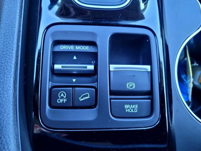 Used 2025 Honda Pilot Touring image 19