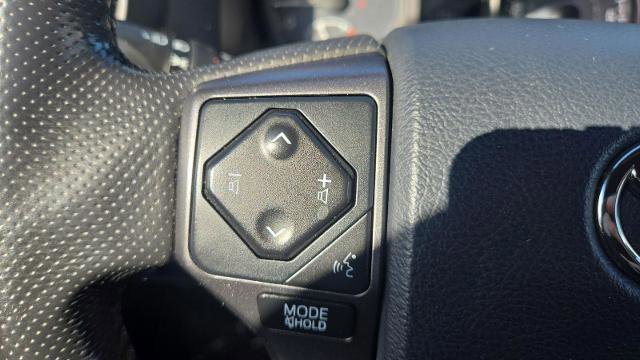 Used 2018 Toyota Tacoma TRD Off-Road w/ Technology Package image 30