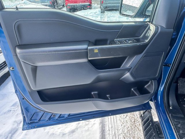 Certified 2022 Ford F150 XLT w/ Equipment Group 302A High image 27