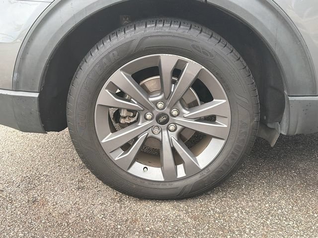Certified 2021 Ford Explorer XLT w/ Equipment Group 202A RWD image 19