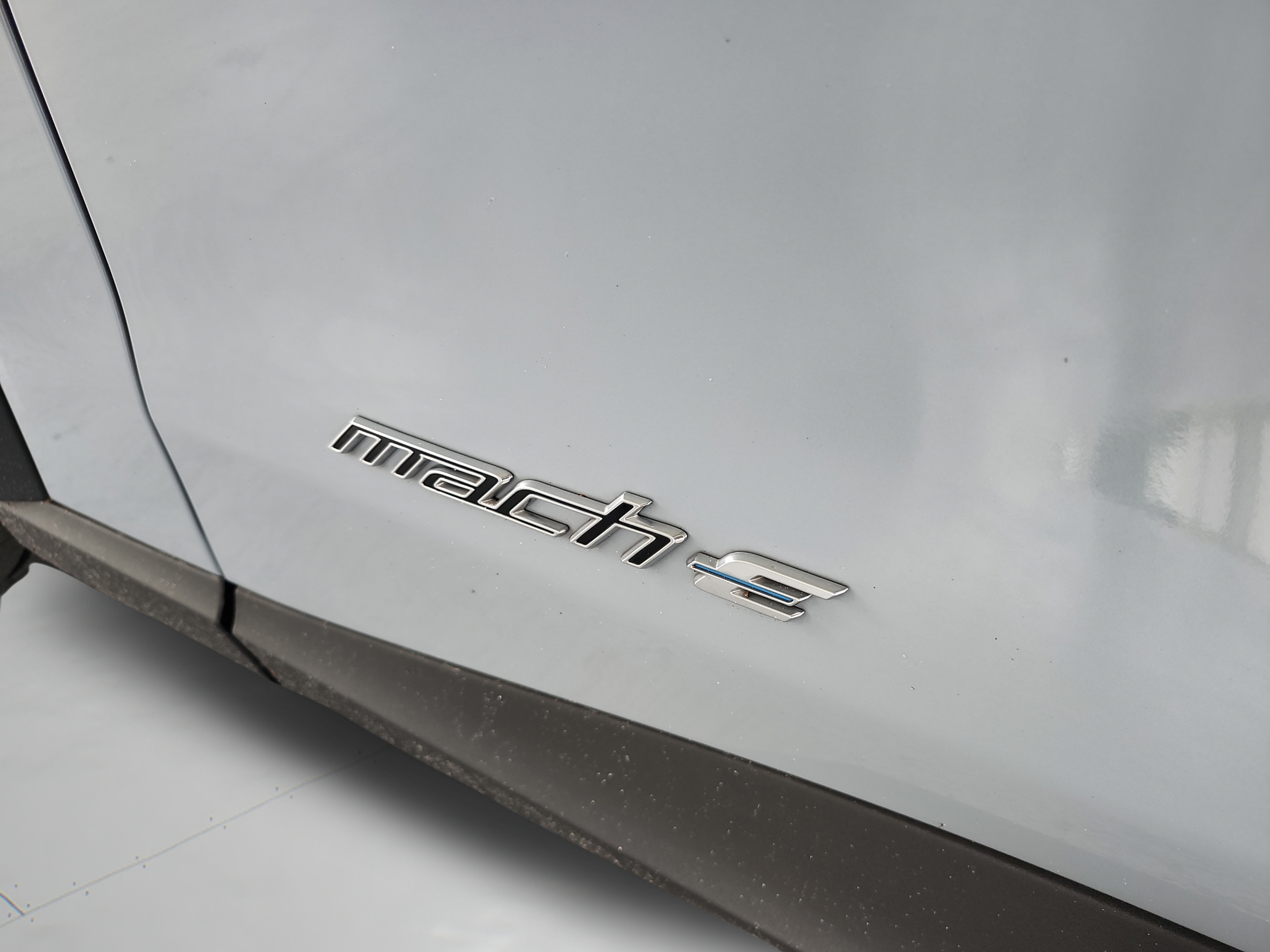 Certified 2025 Ford Mustang Mach-E Select RWD image 31
