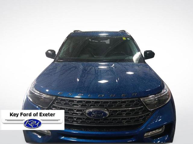 Certified 2022 Ford Explorer XLT w/ Equipment Group 202A AWD/4WD image 3