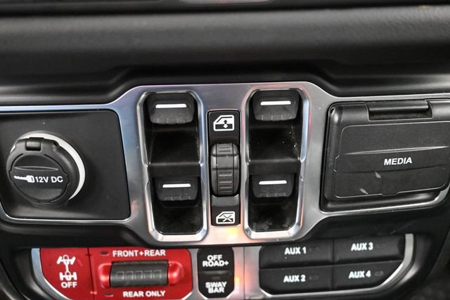 Used 2024 Jeep Wrangler Unlimited Rubicon AWD/4WD image 22