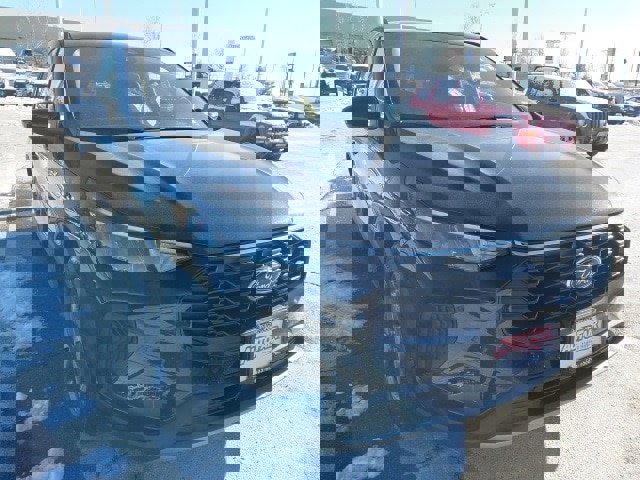 Certified 2025 Ford Escape ST-Line image 2