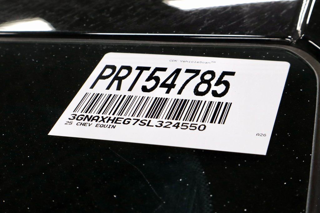 Used 2025 Chevrolet Equinox LT image 36