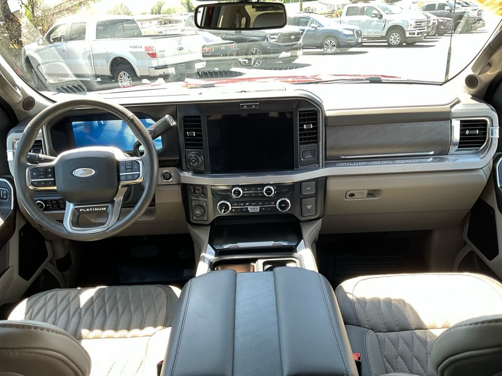 Certified 2025 Ford F350 Platinum w/ Platinum Plus Package AWD/4WD image 16