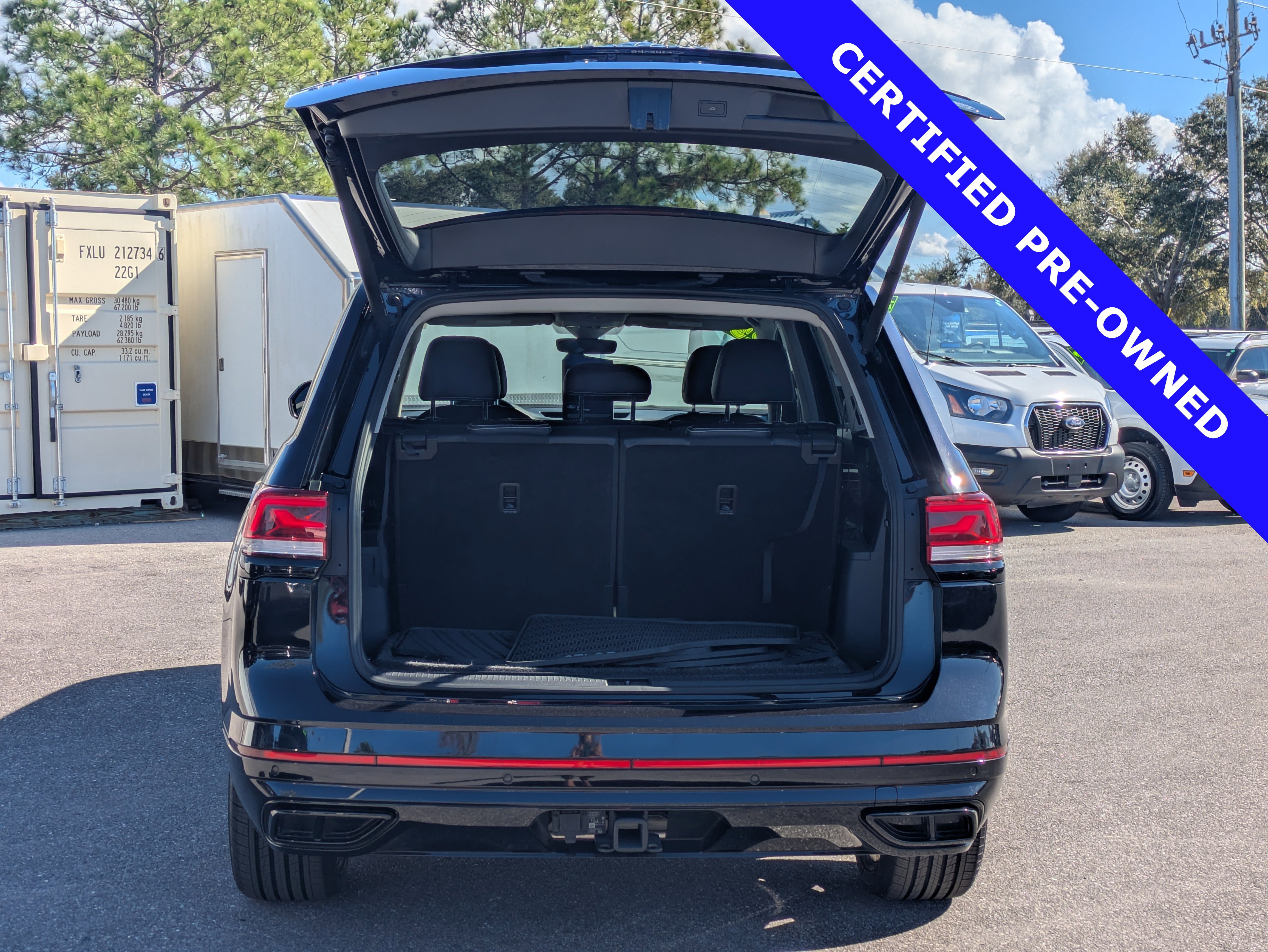 Used 2023 Volkswagen Atlas SEL R-Line image 13