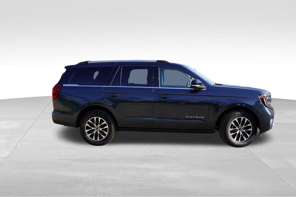 Certified 2025 Ford Expedition Platinum AWD/4WD image 3