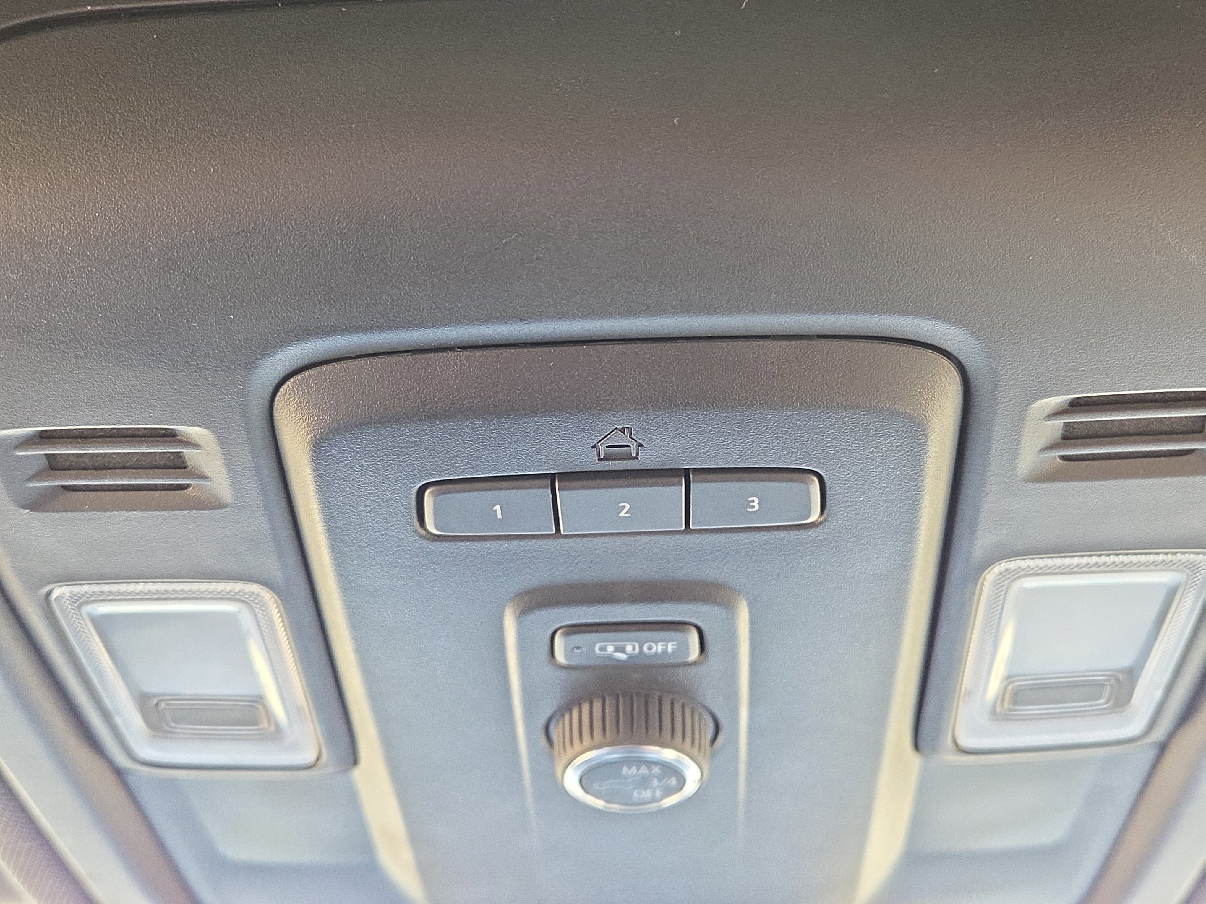 Used 2024 Chevrolet Tahoe LT image 29