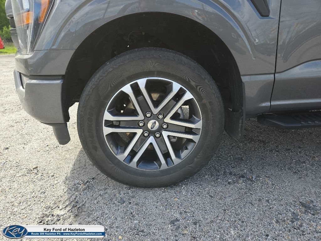 Certified 2023 Ford F150 XL w/ STX Appearance Package AWD/4WD image 4