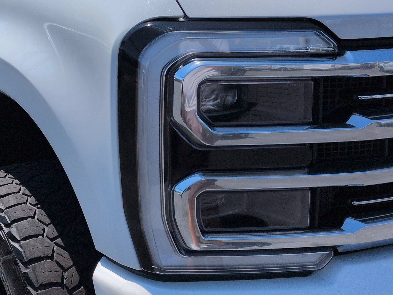 Certified 2024 Ford F250 Limited w/ FX4 Off-Road Package AWD/4WD image 10