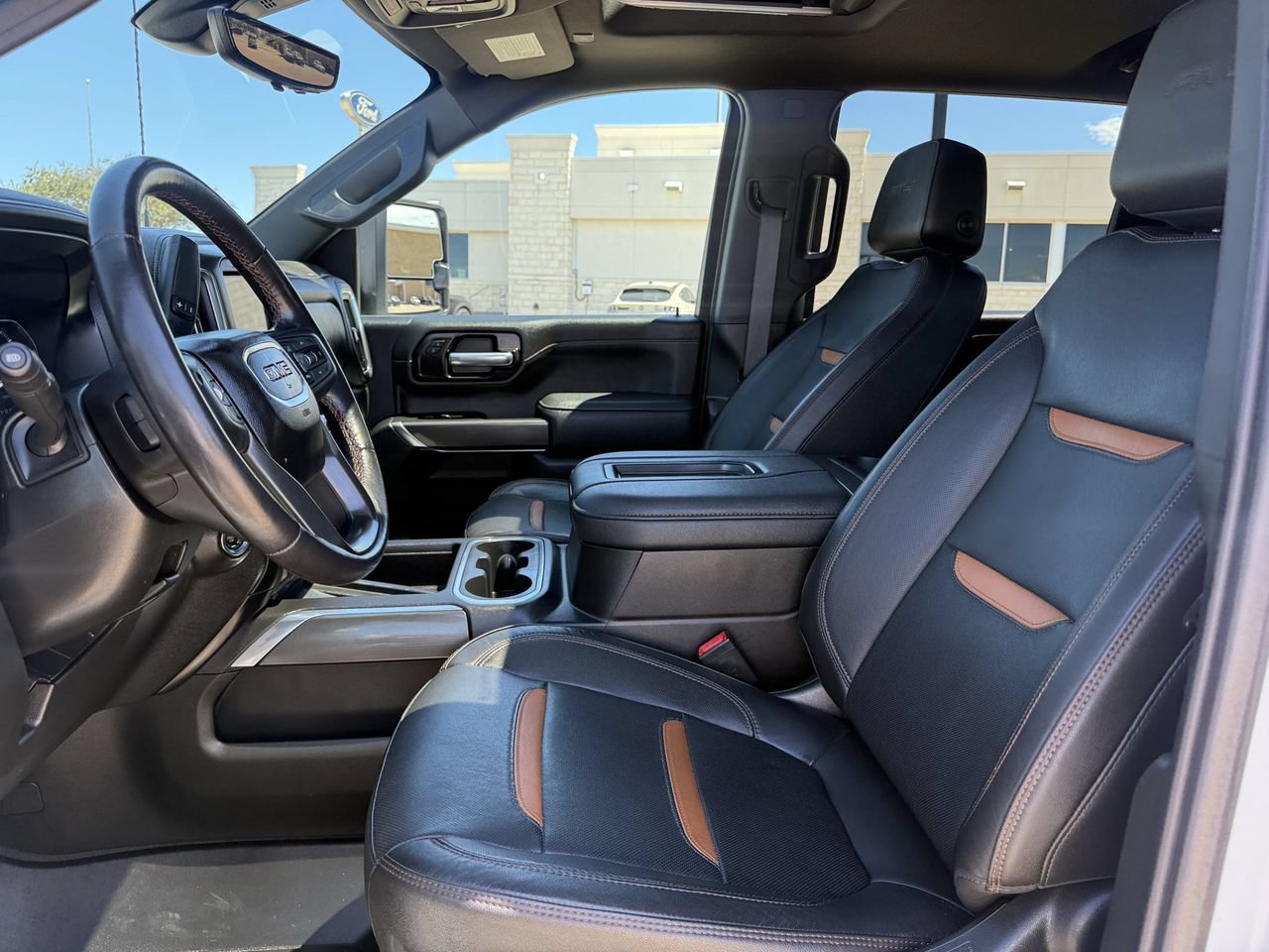 Used 2021 GMC Sierra 2500 AT4 w/ AT4 Premium Plus Package AWD/4WD image 24