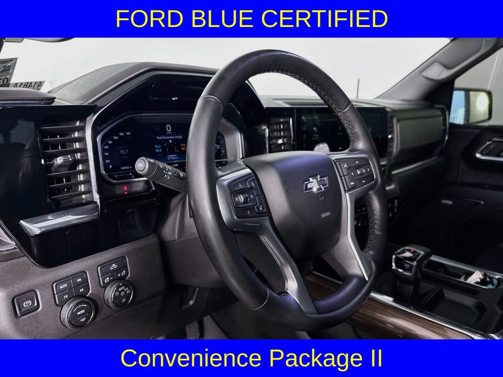 Used 2024 Chevrolet Silverado 1500 LT Trail Boss w/ Convenience Package II AWD/4WD image 12