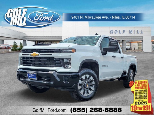 Used 2024 Chevrolet Silverado 2500 Custom w/ Snow Plow Prep/Camper Package image 1