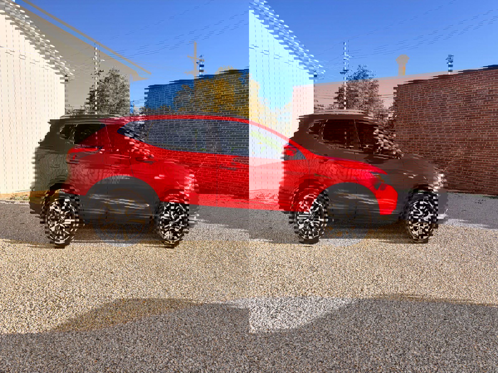 Used 2017 Nissan Rogue Sport SL w/ SL Premium Package image 8