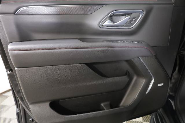 Used 2022 Chevrolet Suburban RST w/ Sport Performance Package AWD/4WD image 37