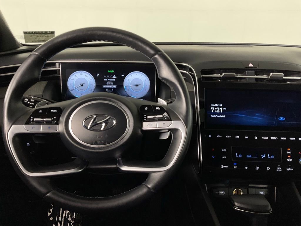 Used 2022 Hyundai Santa Cruz Limited image 17