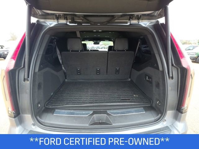 Used 2022 Cadillac Escalade ESV Luxury image 10