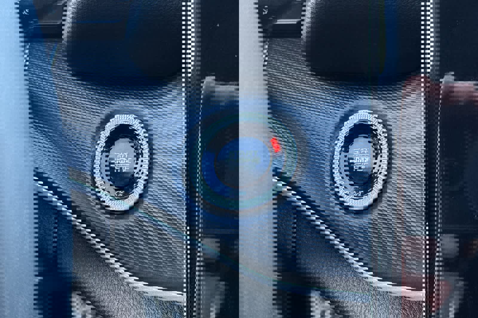 Used 2025 Jeep Grand Cherokee Laredo X w/ Luxury Tech Group I image 22