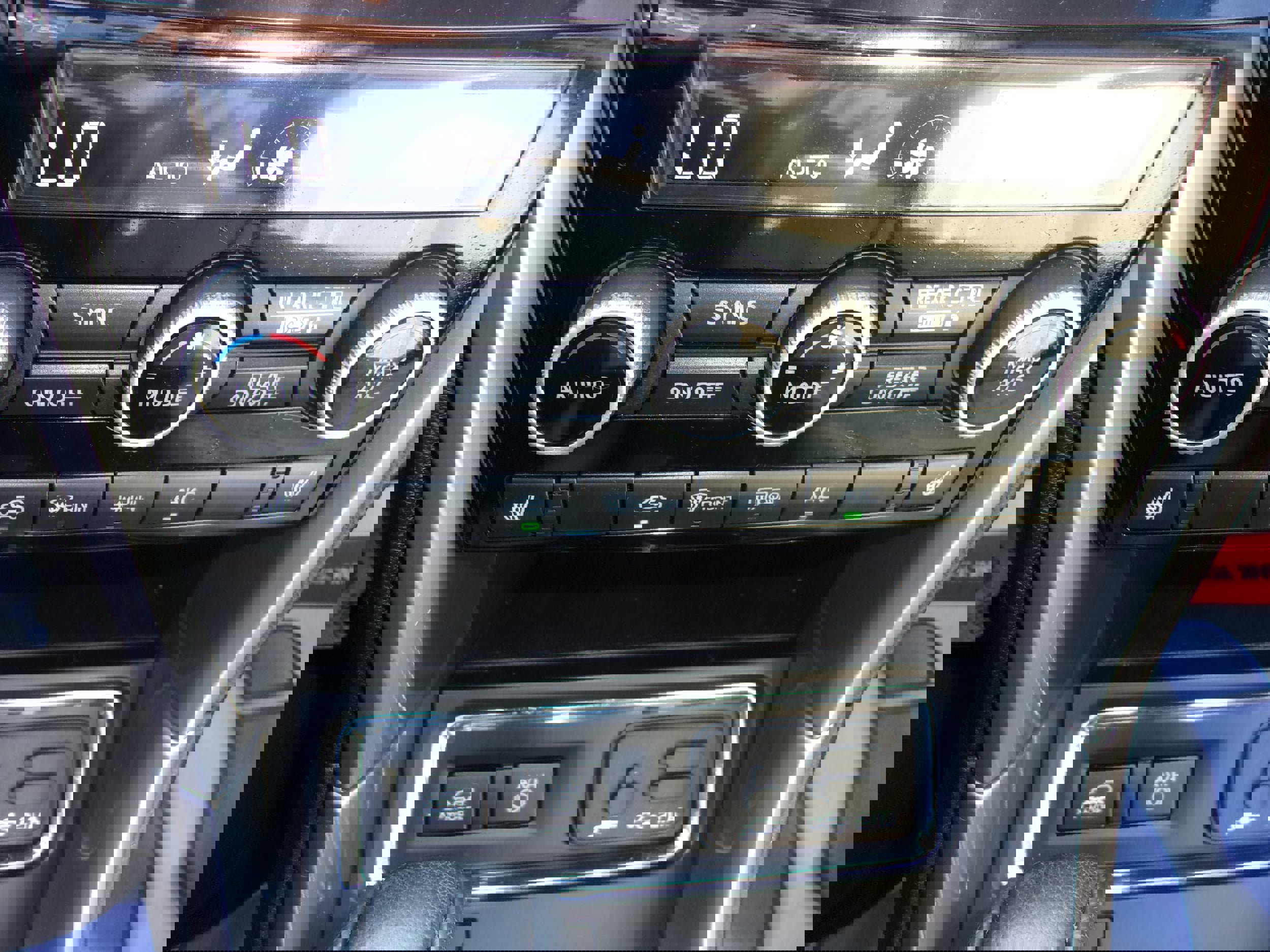 Used 2021 Subaru Ascent Limited w/ Technology Package image 22