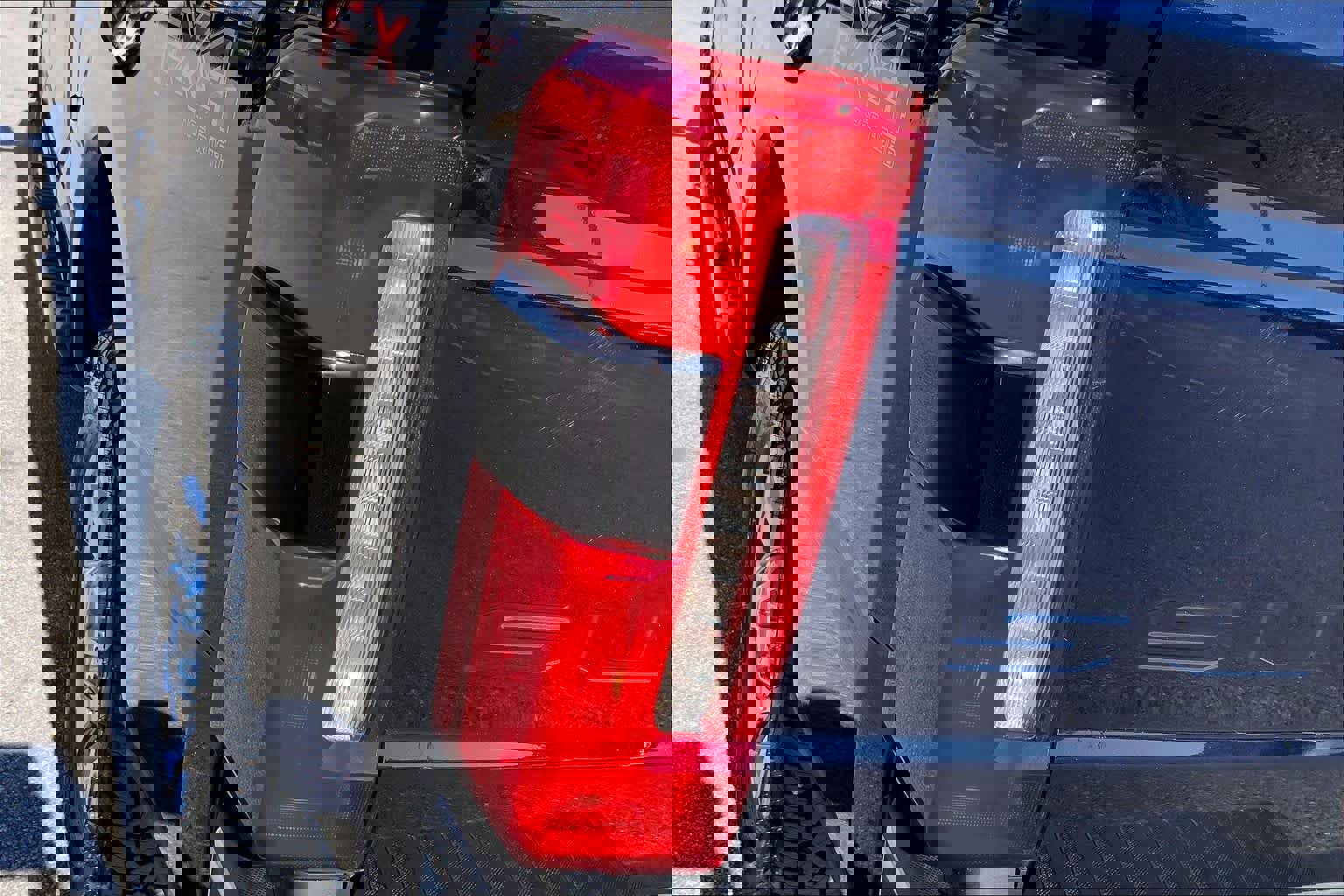 Certified 2023 Ford F250 Lariat w/ Chrome Package image 29