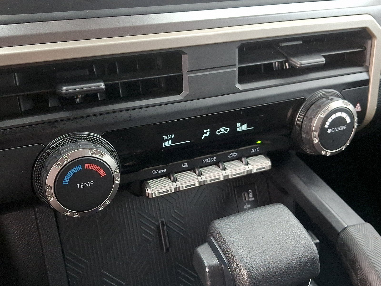 Used 2025 Toyota Tacoma SR5 RWD image 15