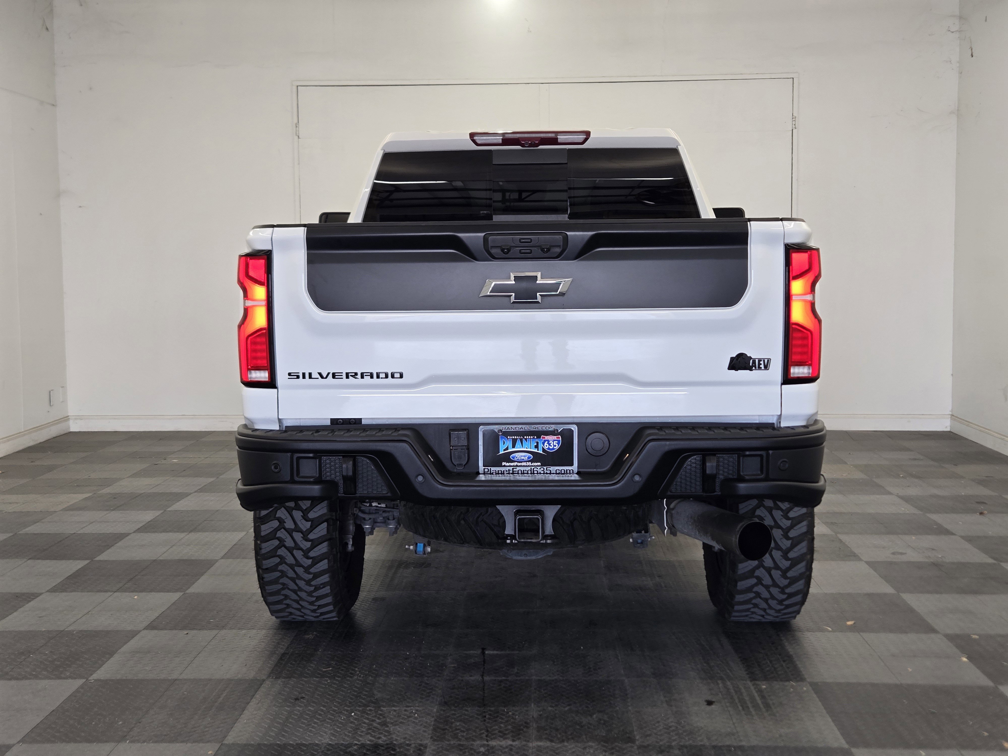 Used 2025 Chevrolet Silverado 2500 ZR2 w/ ZR2 Bison Edition video 3