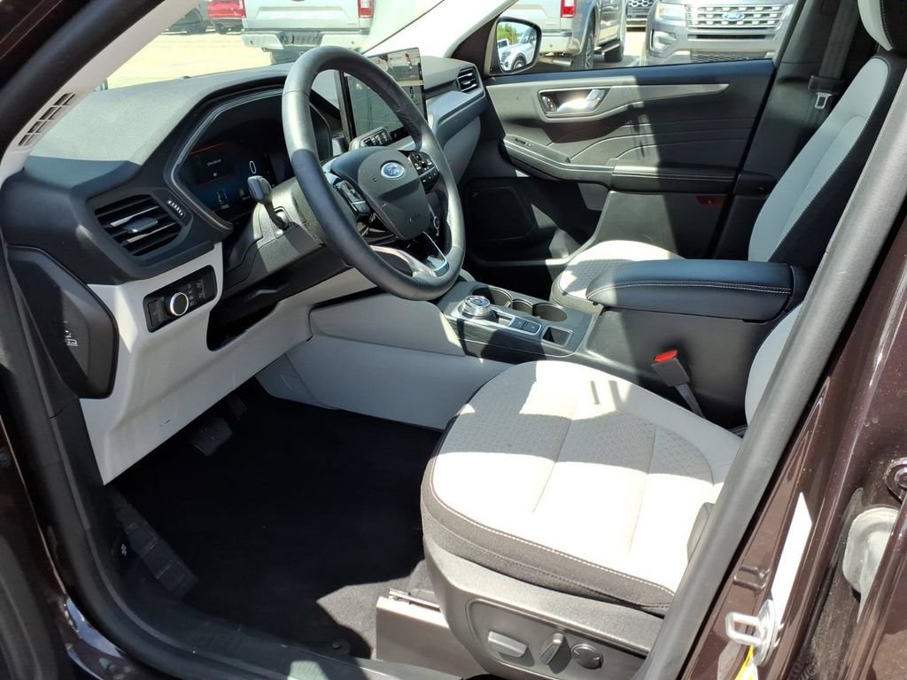 Certified 2023 Ford Escape Active w/ Tech Pack #2 AWD/4WD image 10