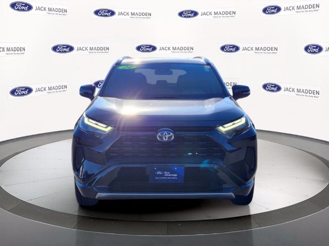 Used 2024 Toyota RAV4 SE w/ Convenience Package AWD/4WD image 8
