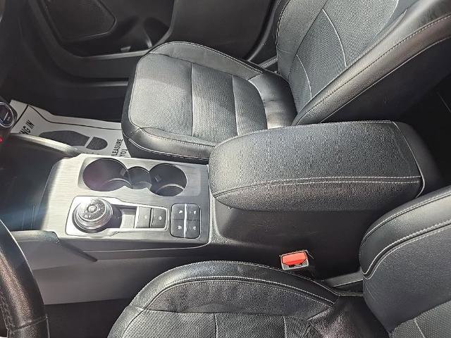 Certified 2020 Ford Escape Titanium image 28