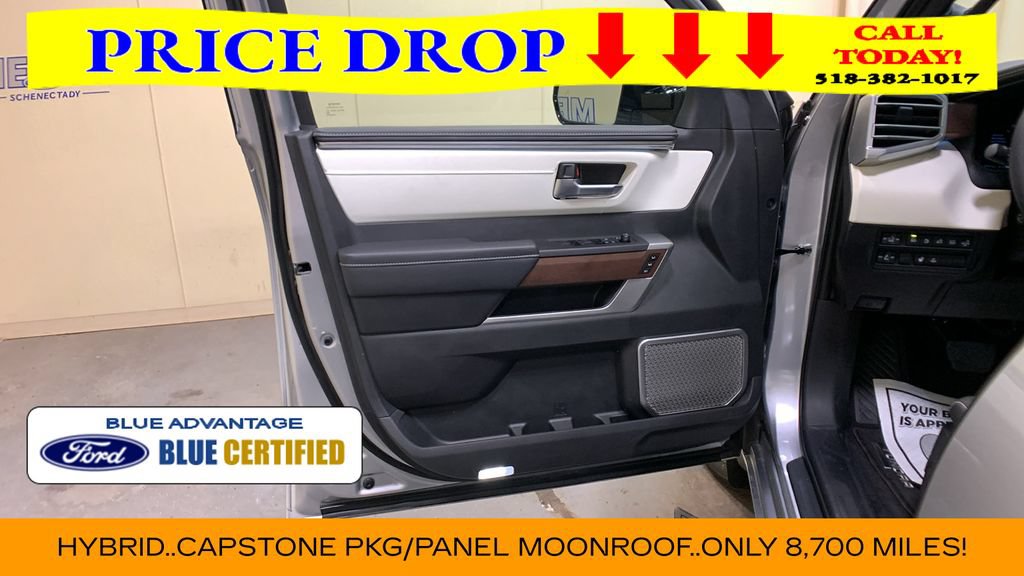 Used 2025 Toyota Tundra Capstone AWD/4WD image 32