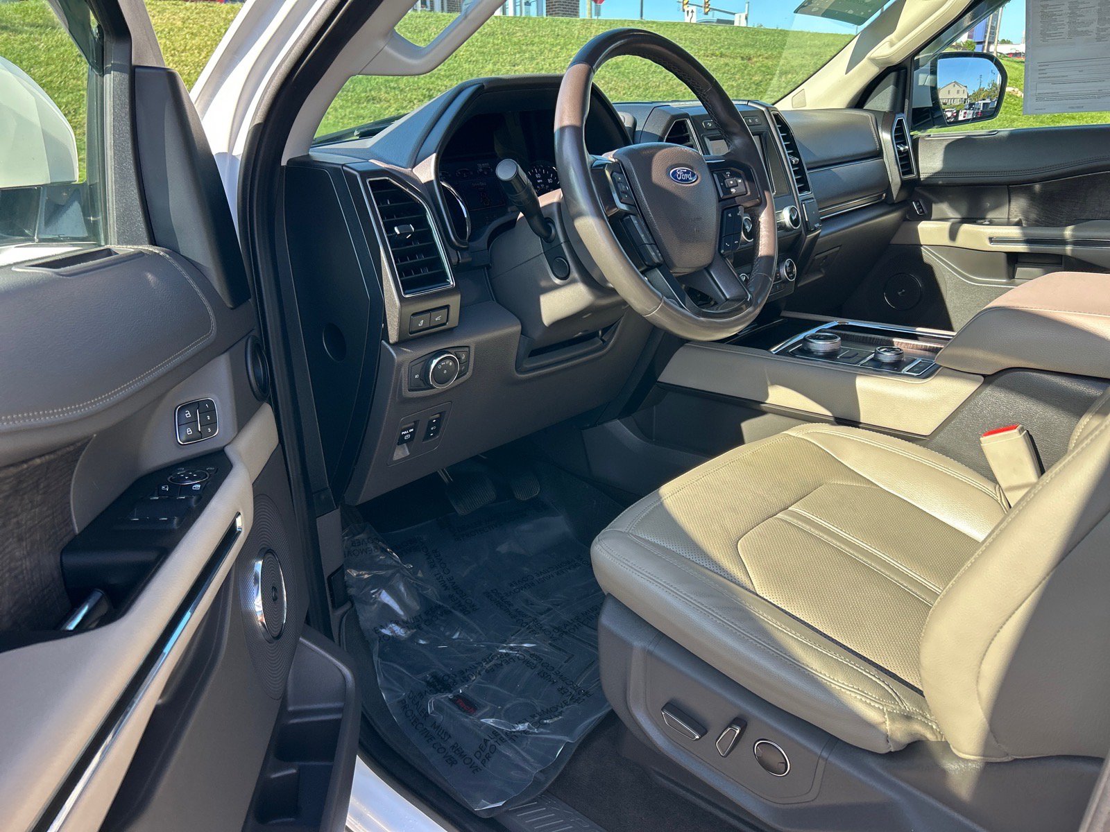Certified 2021 Ford Expedition Limited AWD/4WD image 6
