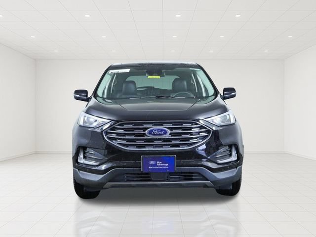 Certified 2024 Ford Edge Titanium AWD/4WD image 3