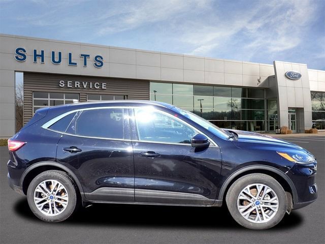Certified 2022 Ford Escape SEL image 2