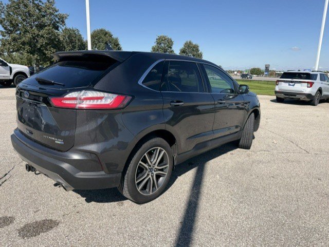 Certified 2020 Ford Edge Titanium w/ Class II Trailer Tow Package AWD/4WD image 9