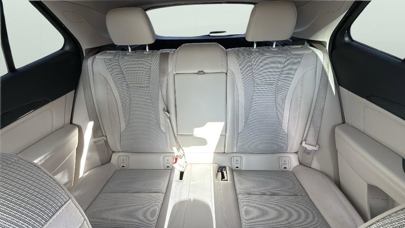 Used 2022 Buick Envision Preferred FWD image 26