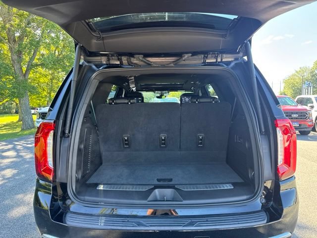 Used 2021 GMC Yukon Denali w/ Denali Ultimate Package AWD/4WD image 10