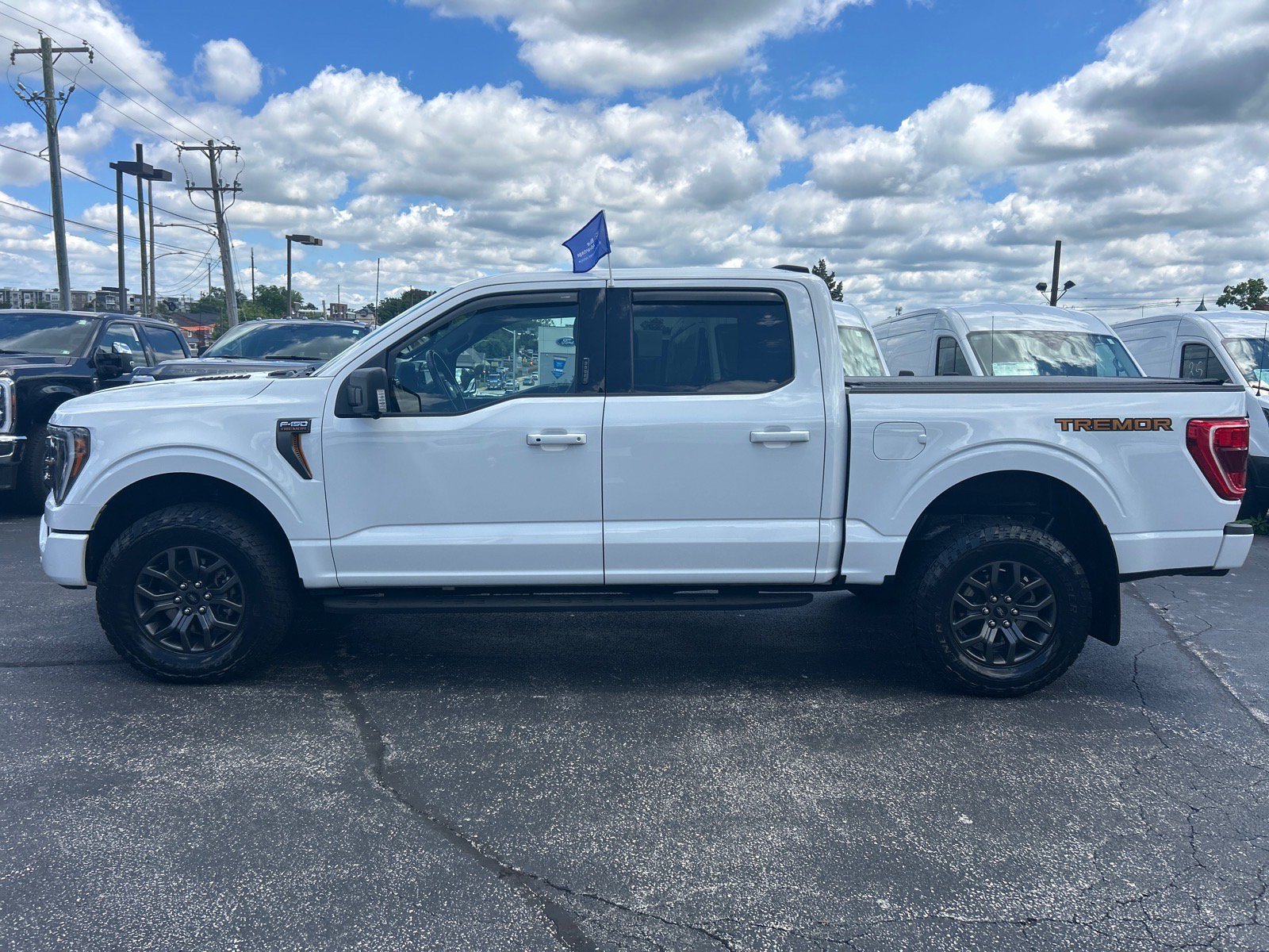 Certified 2022 Ford F150 Tremor w/ Equipment Group 401A Mid AWD/4WD image 4