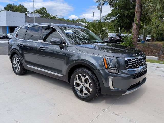 Used 2020 Kia Telluride EX w/ Towing Package FWD image 2