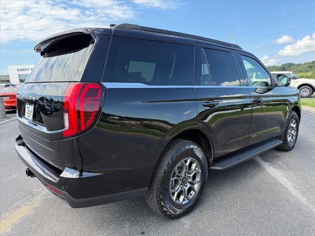 Certified 2026 Ford Expedition Active AWD/4WD image 7