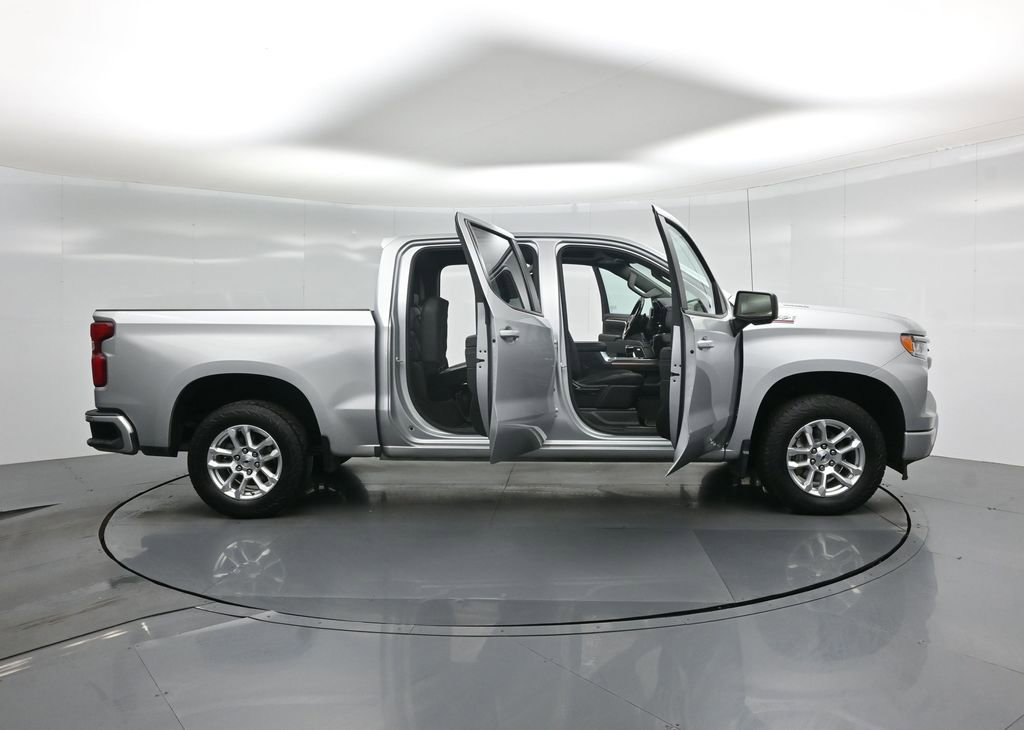 Used 2022 Chevrolet Silverado 1500 RST image 5