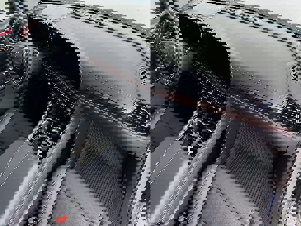 Used 2024 Chevrolet Traverse Z71 w/ LPO, Floor Liner Package image 32