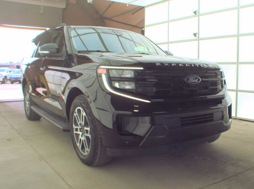 Certified 2025 Ford Expedition Max Active image 6