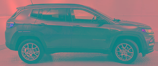 Used 2022 Jeep Compass Latitude AWD/4WD image 2